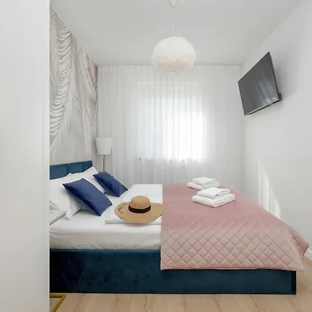Seaside Premium Porta Mare Apartment *